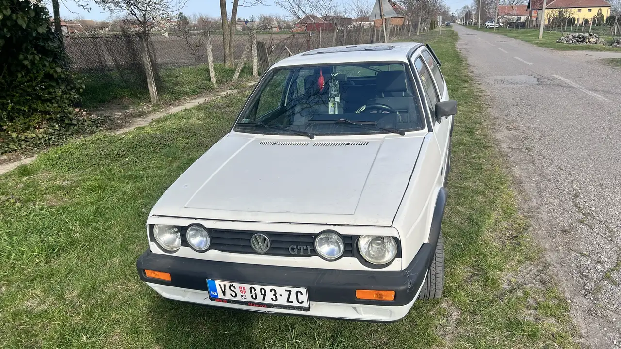 Volkswagen Golf GTI, foto 1