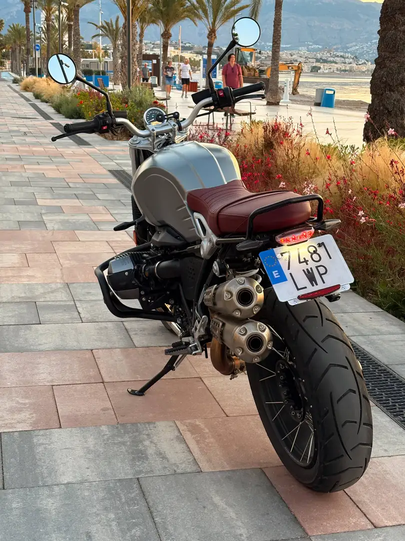 BMW R 12 nineT Scrambler Gris - 2
