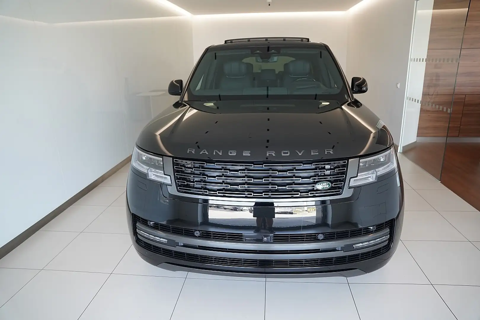 Land Rover Range Rover Autobiography P550e Schwarz - 2