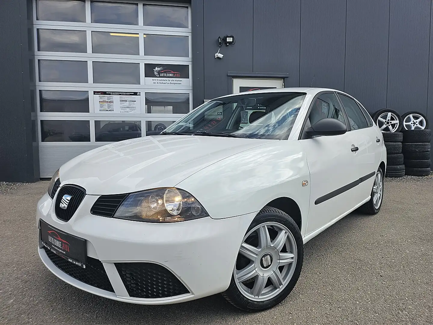 SEAT Ibiza Sport 1,2i hPICKERL: 05/2027, KLIMA, BLUETOOHT ... Weiß - 1