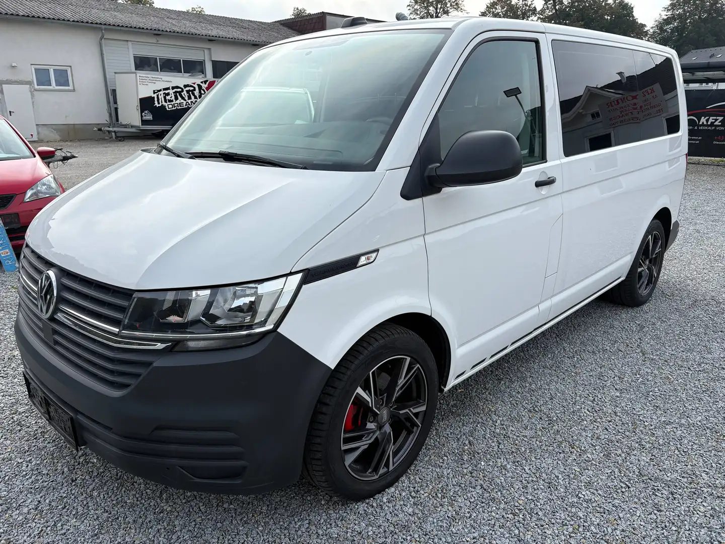 Volkswagen T6.1 Kombi T6.1 2.0 TDI*TOP ZUSTAND* Weiß - 2