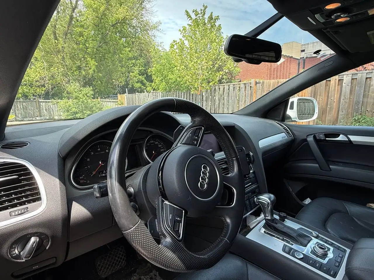 Audi Q7 снимка Audi Q7
