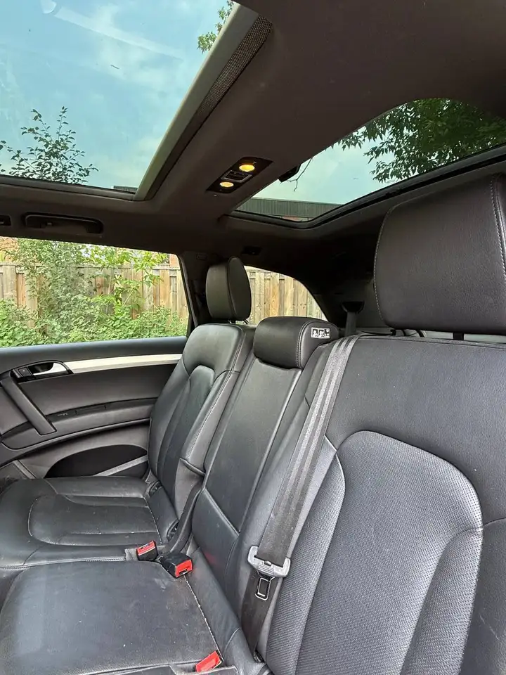 Audi Q7 снимка Audi Q7