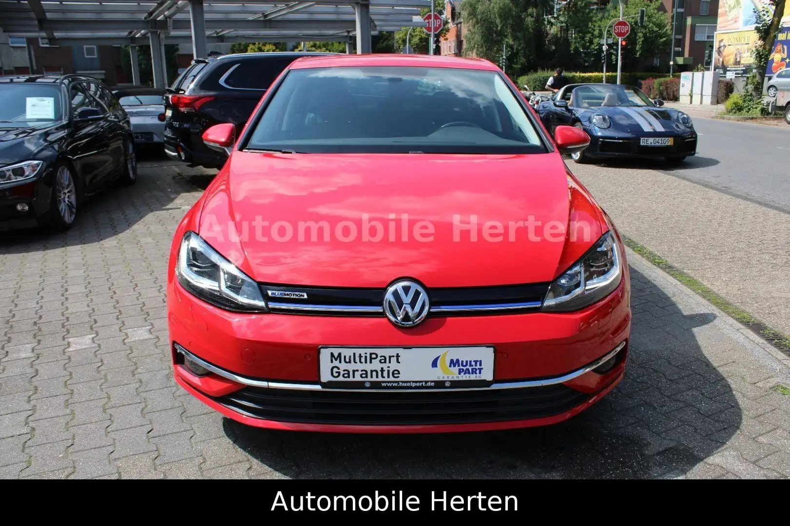 Volkswagen Golf VII 1.5 TSI Highline BMT*ACC*LED*5-TÜRIG* Rot - 2