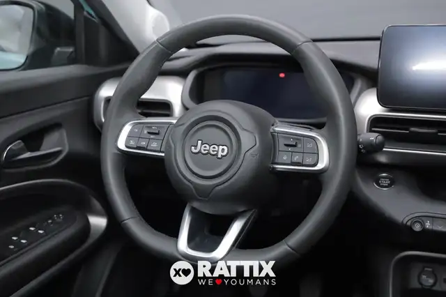 Jeep Avenger view 10