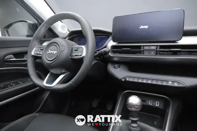 Jeep Avenger view 15