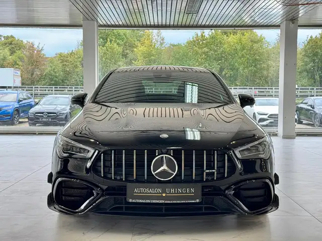 Mercedes-Benz CLA view 2