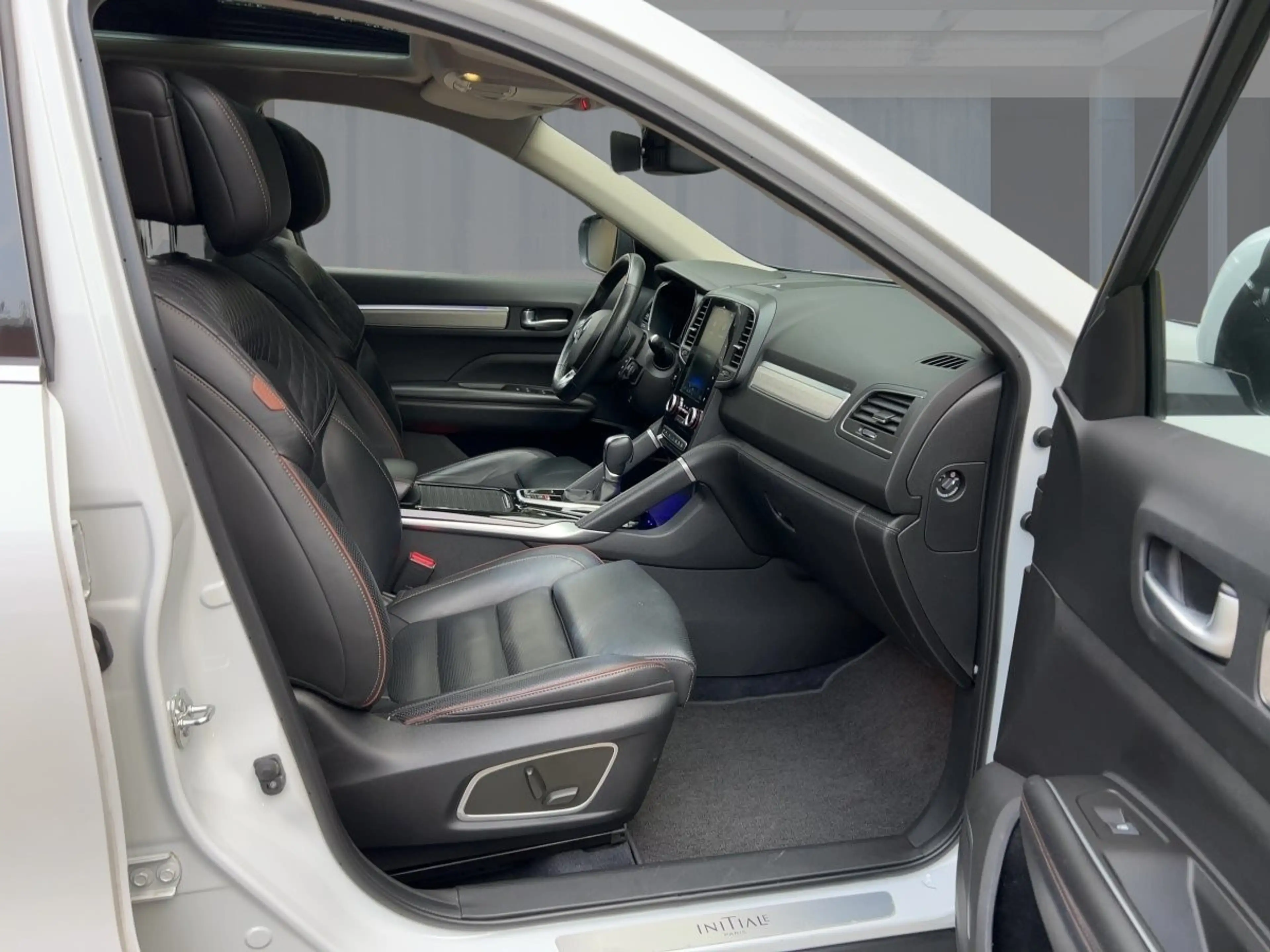 Renault Koleos INITIALE PARIS BLUE dCi 185 4WD X-tronic — photo 8