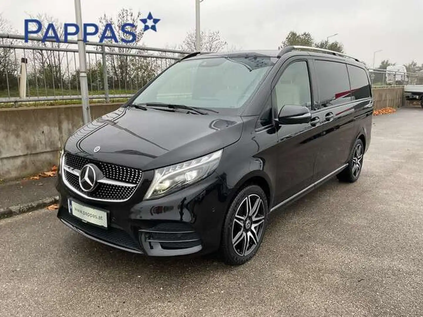 Mercedes-Benz V 300 d 4MATIC EXCLUSIVE Lang Aut. 7-Sitzer Pano Noir - 1