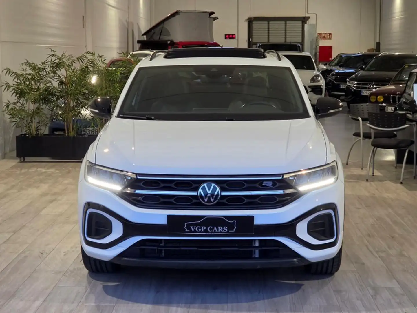 Volkswagen T-Roc 2.0TDI R-Line DSG7 110KW Blanco - 2