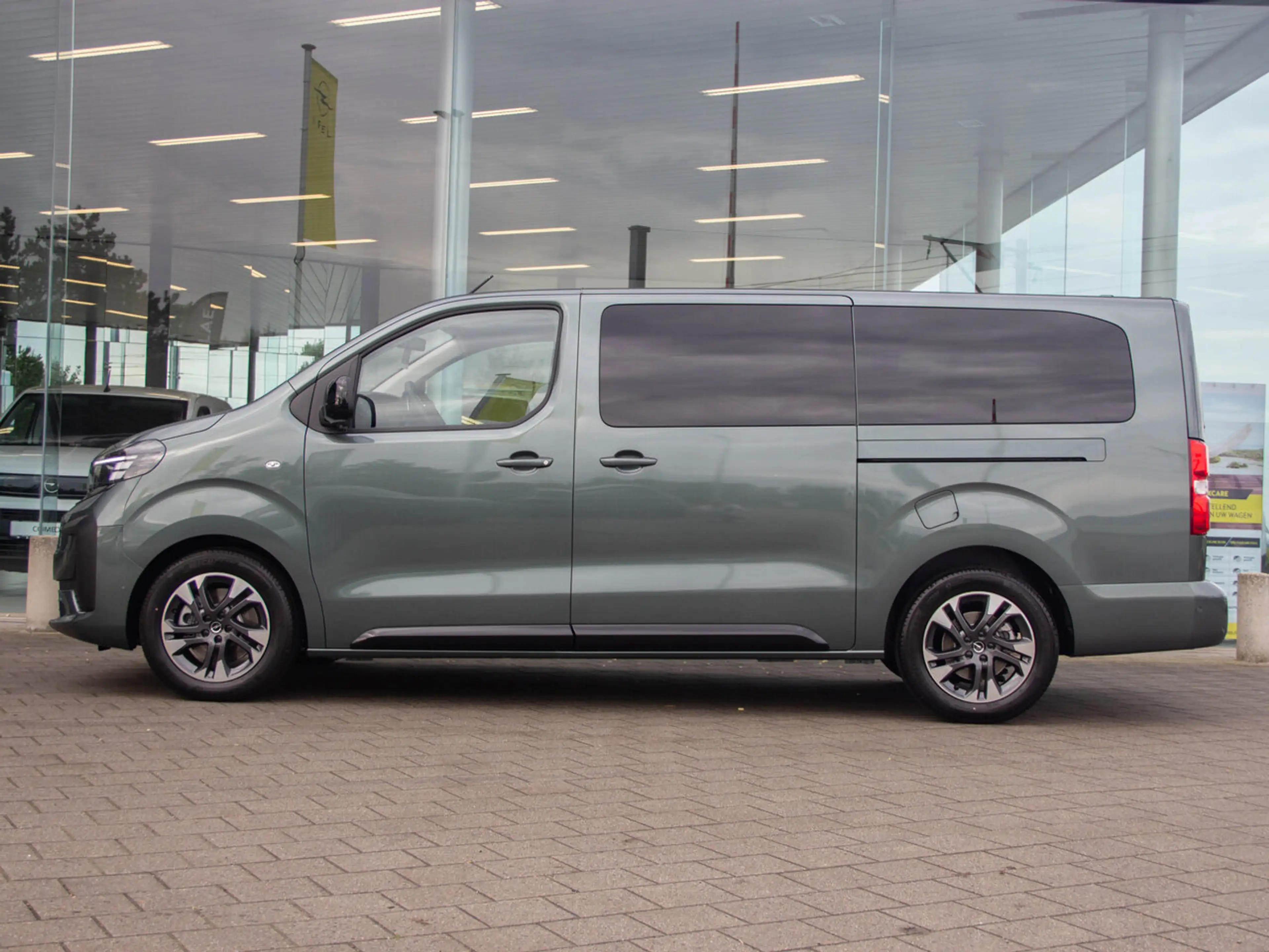 Opel Zafira Life EDITION 2.2 TURBO D AT 180PK|AUTOMAAT|CRUISE CO... — photo 4