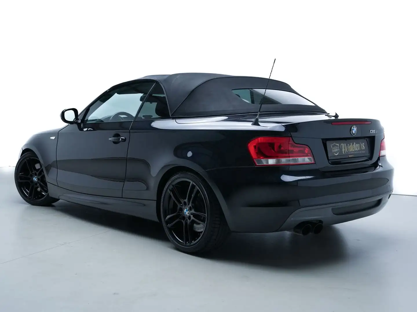 BMW 135 i Cabrio M Paket NAVI*XENON*LEDER*AUTOMATIK*SH Schwarz - 2