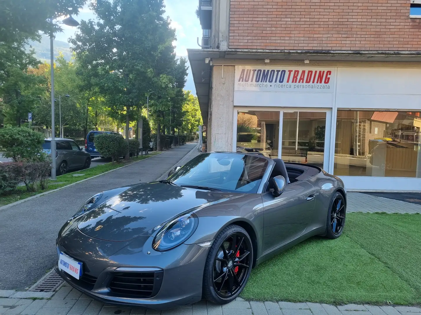 Porsche 911 Cabrio 3.0 Carrera S auto Grigio - 1