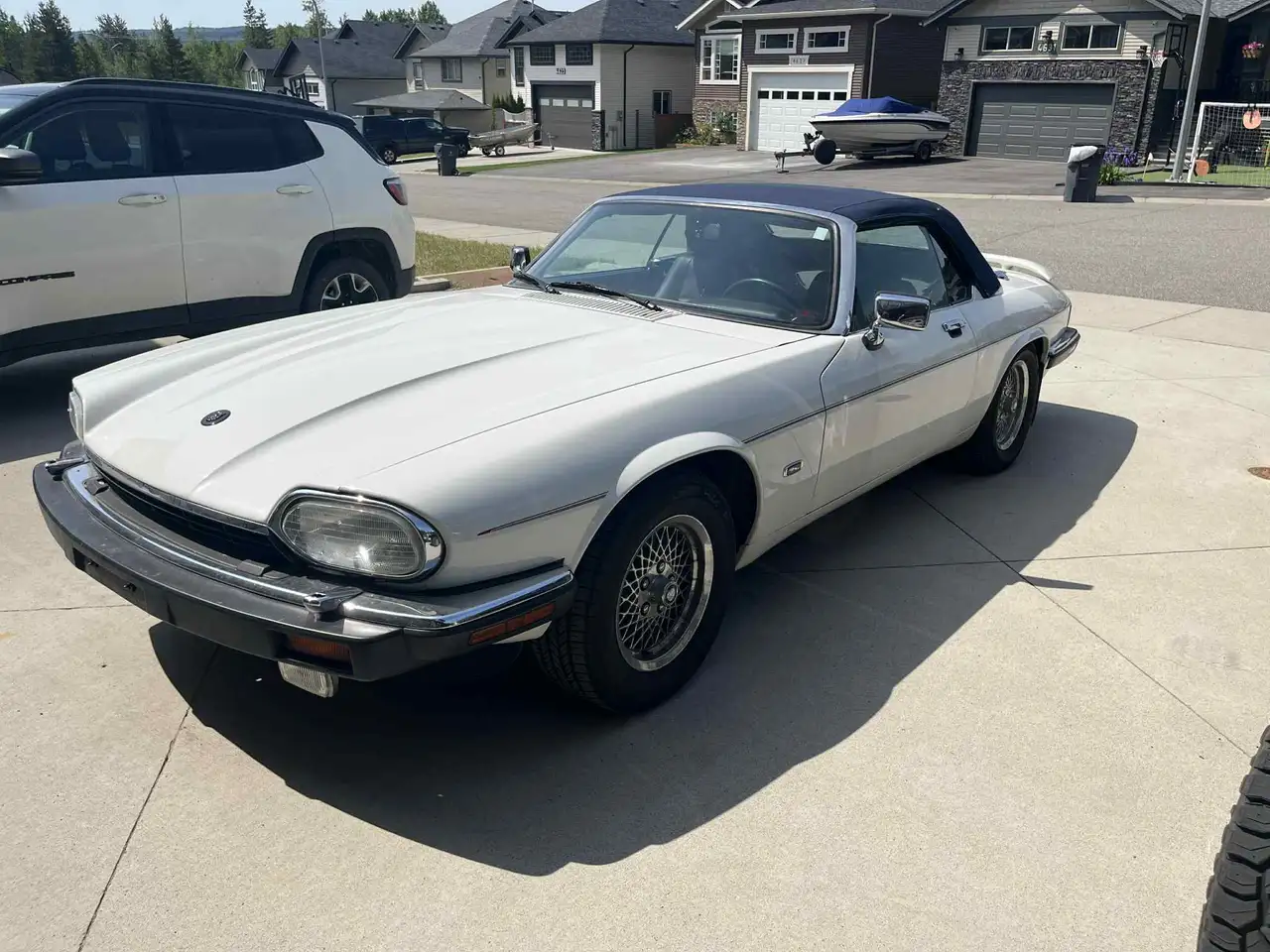 Jaguar XJS снимка Jaguar XJS