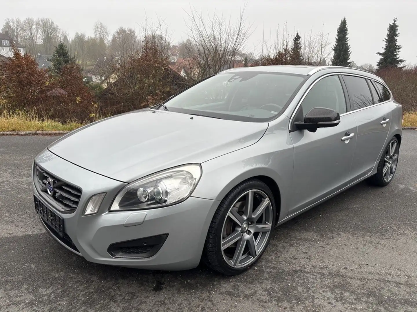 Volvo V60 V60 T6 AWD Ocean Race *Voll+Polestar+Heico+WR* Silber - 1