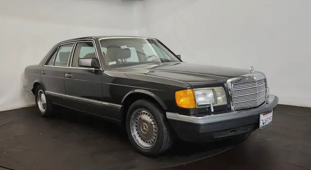 Mercedes-Benz 300
