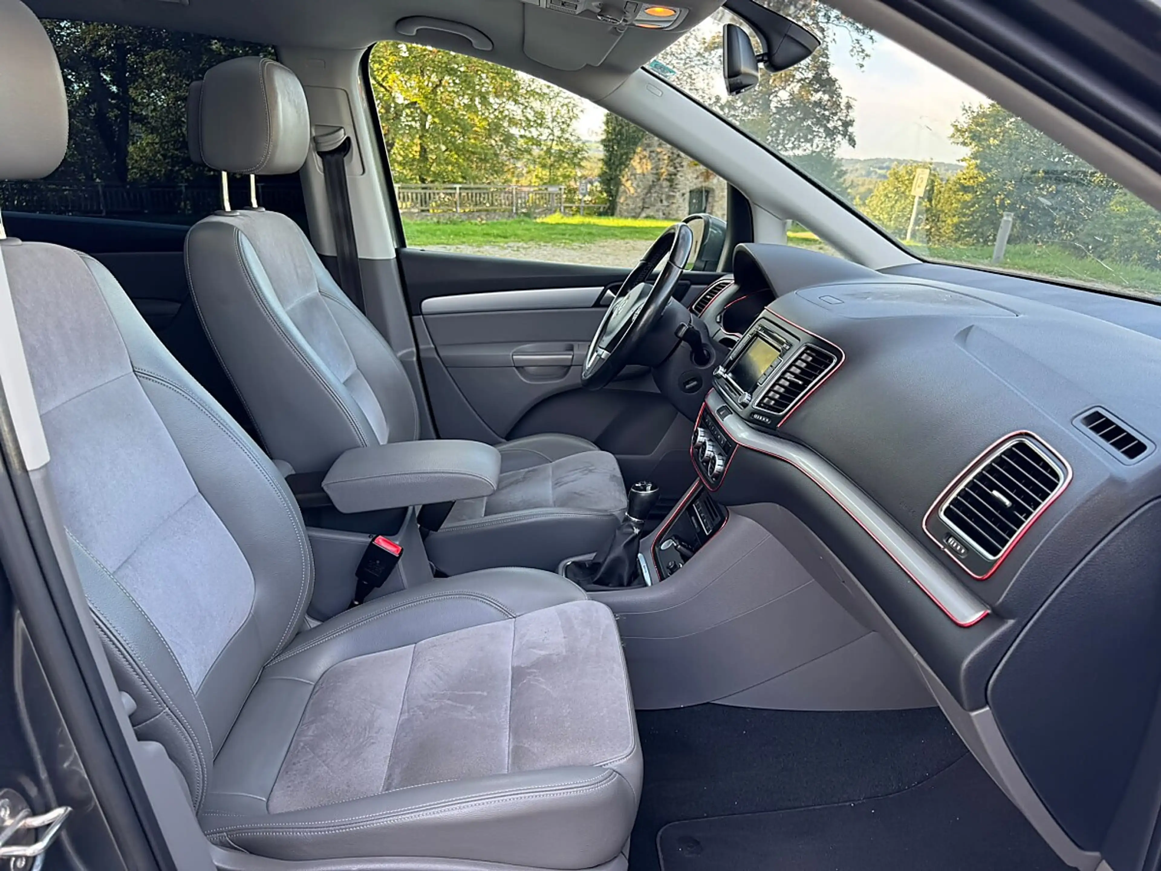 Volkswagen Sharan 2.0 TDI Sky 6 Sitzen Allrad — photo 13