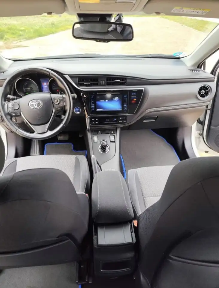 Toyota Auris 1.8 Hybrid Executive