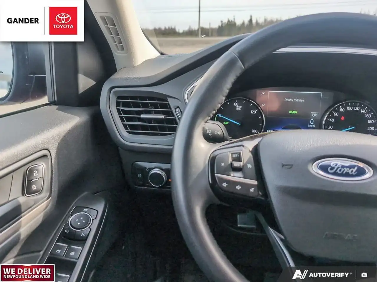 Ford Escape снимка Ford Escape