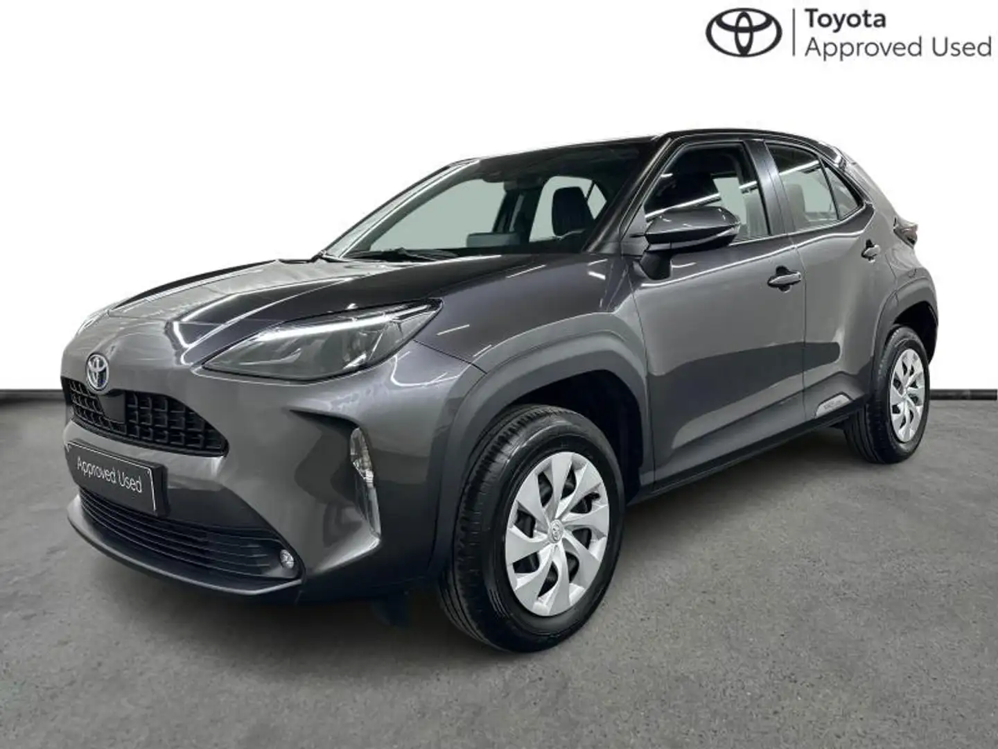 Toyota Yaris Cross Dynamic 1.5 Gris - 1
