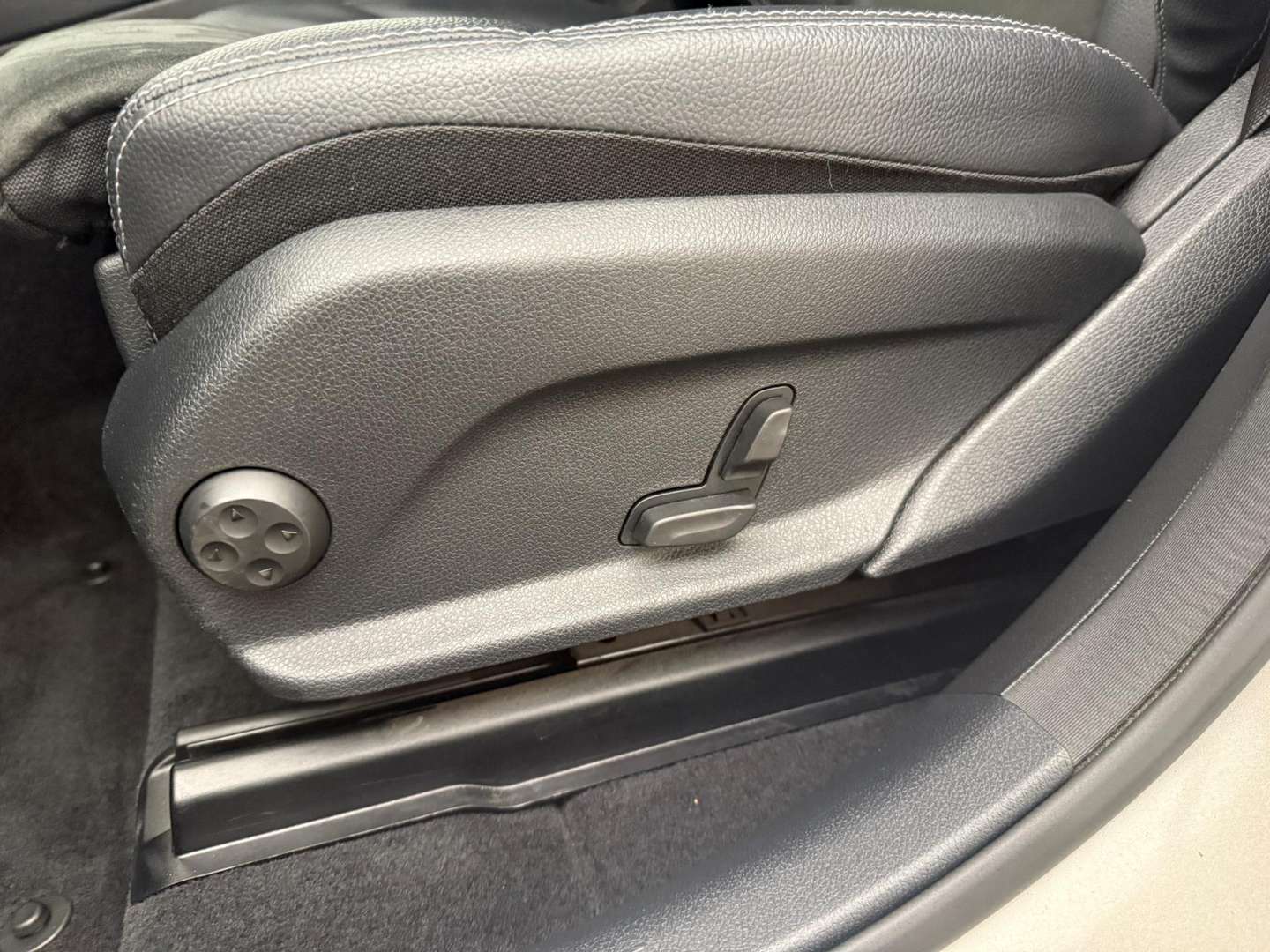 Mercedes GLC 300 AMG Line - - Joinsteer - #4