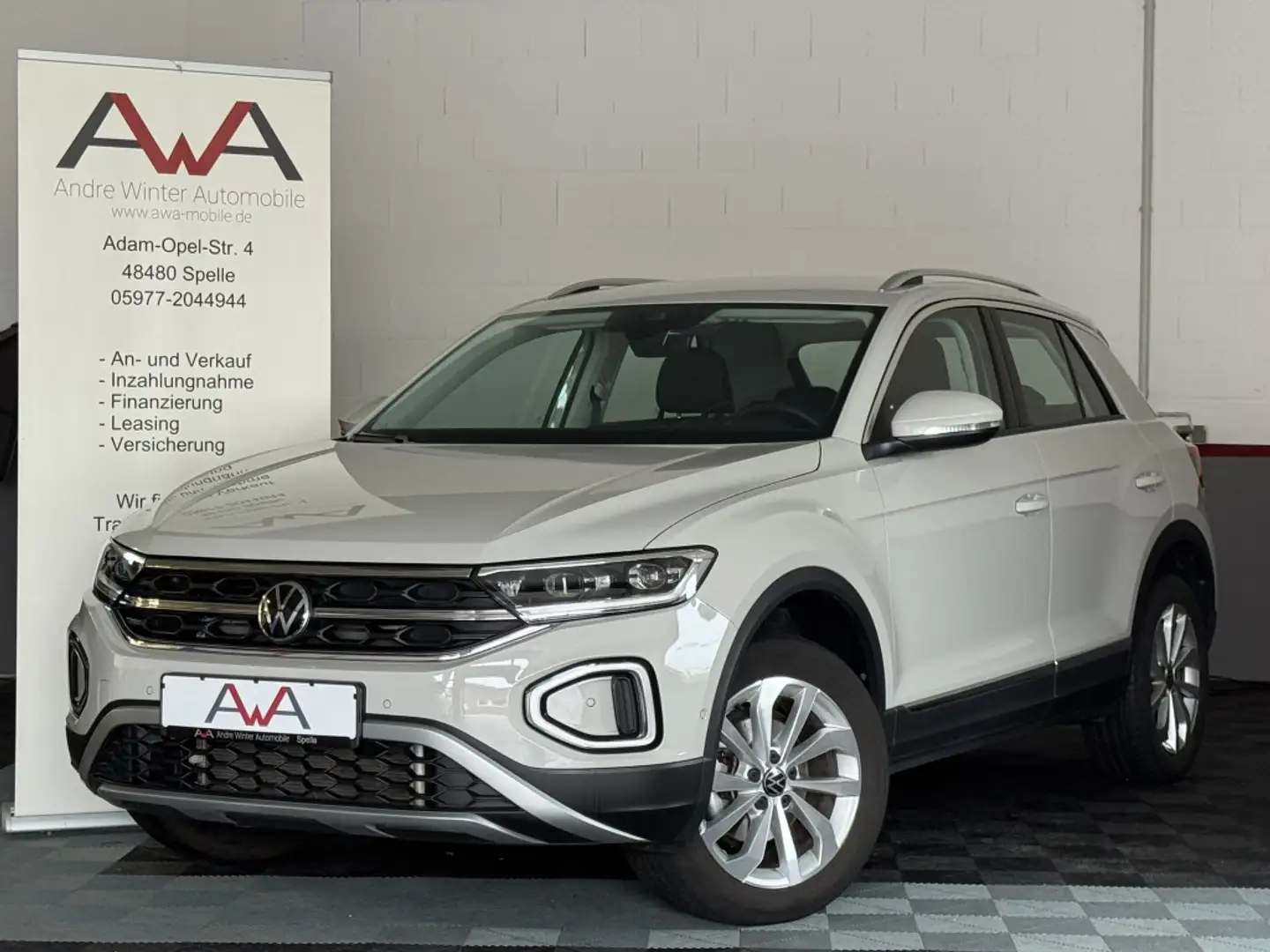 Volkswagen T-Roc 1.5 TSI Style IQ-LED ACC Kamera Virtual Gris - 1