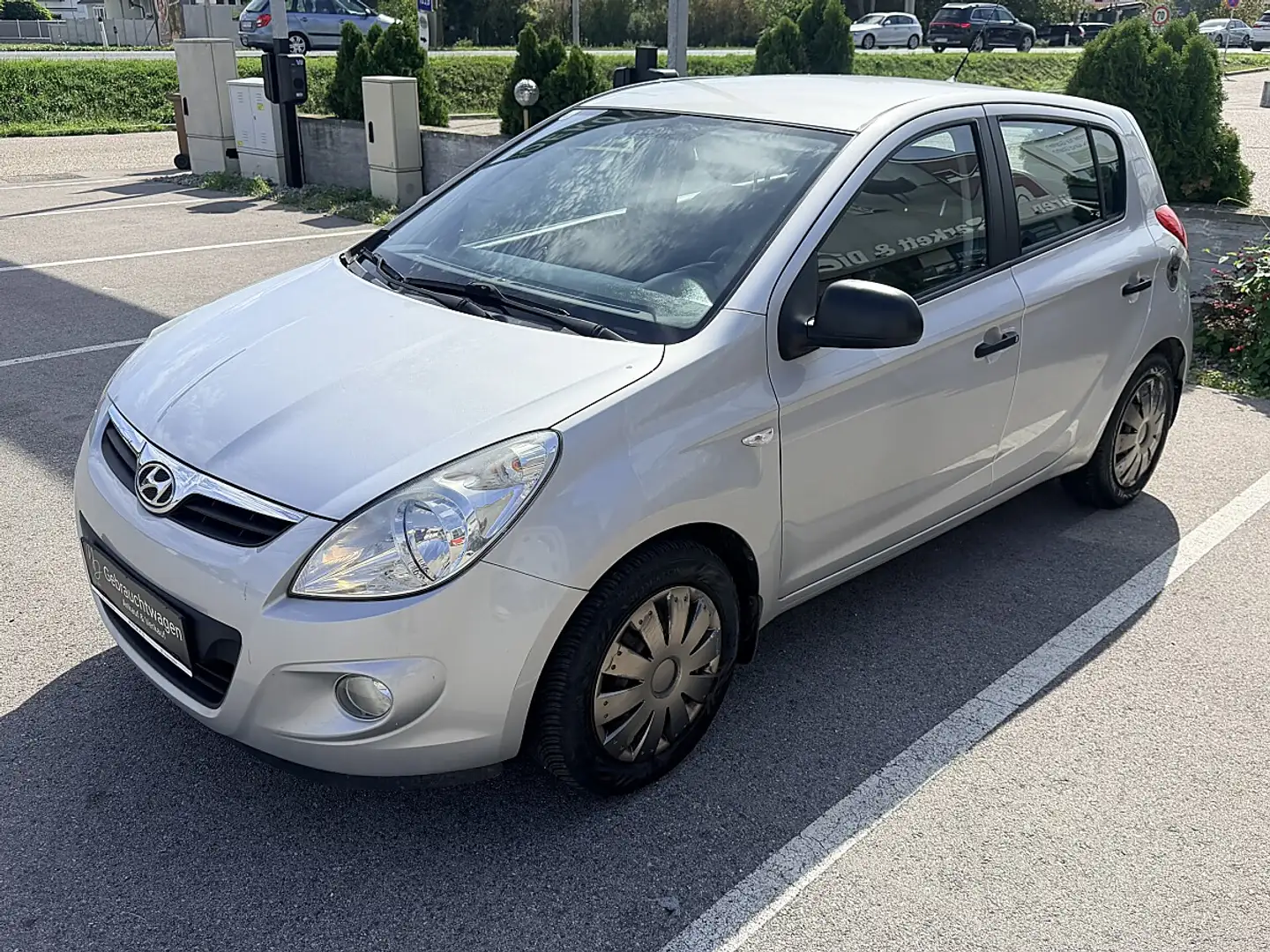 Hyundai i20 Grau - 1