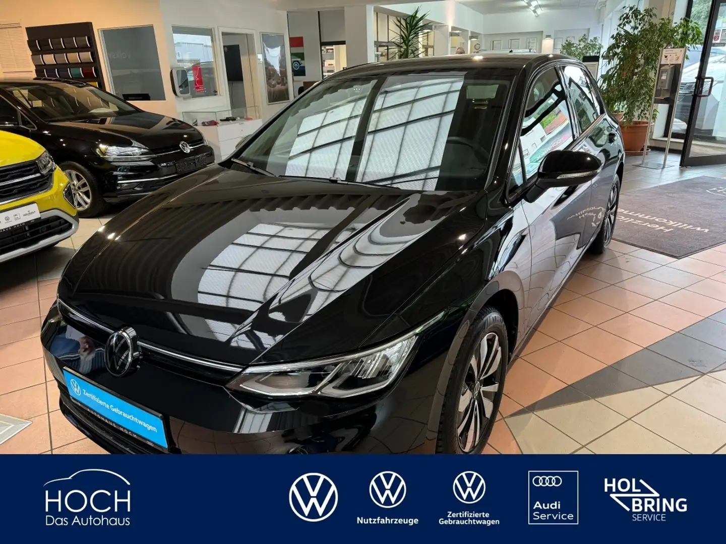 Volkswagen Golf VIII 1.5 TSI Move+Standheizung. ACC+LED+DAB Schwarz - 1