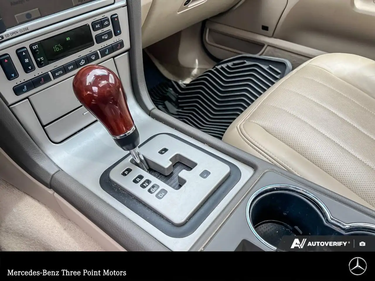 Lincoln LS снимка Lincoln LS