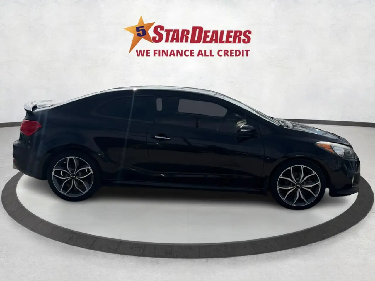 Kia Forte снимка Kia Forte