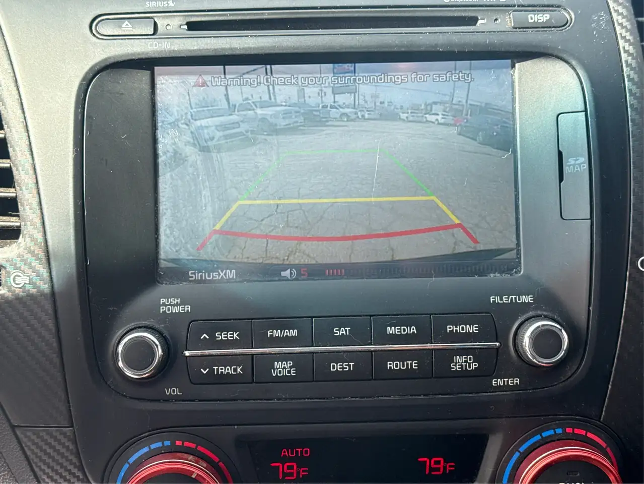 Kia Forte снимка Kia Forte