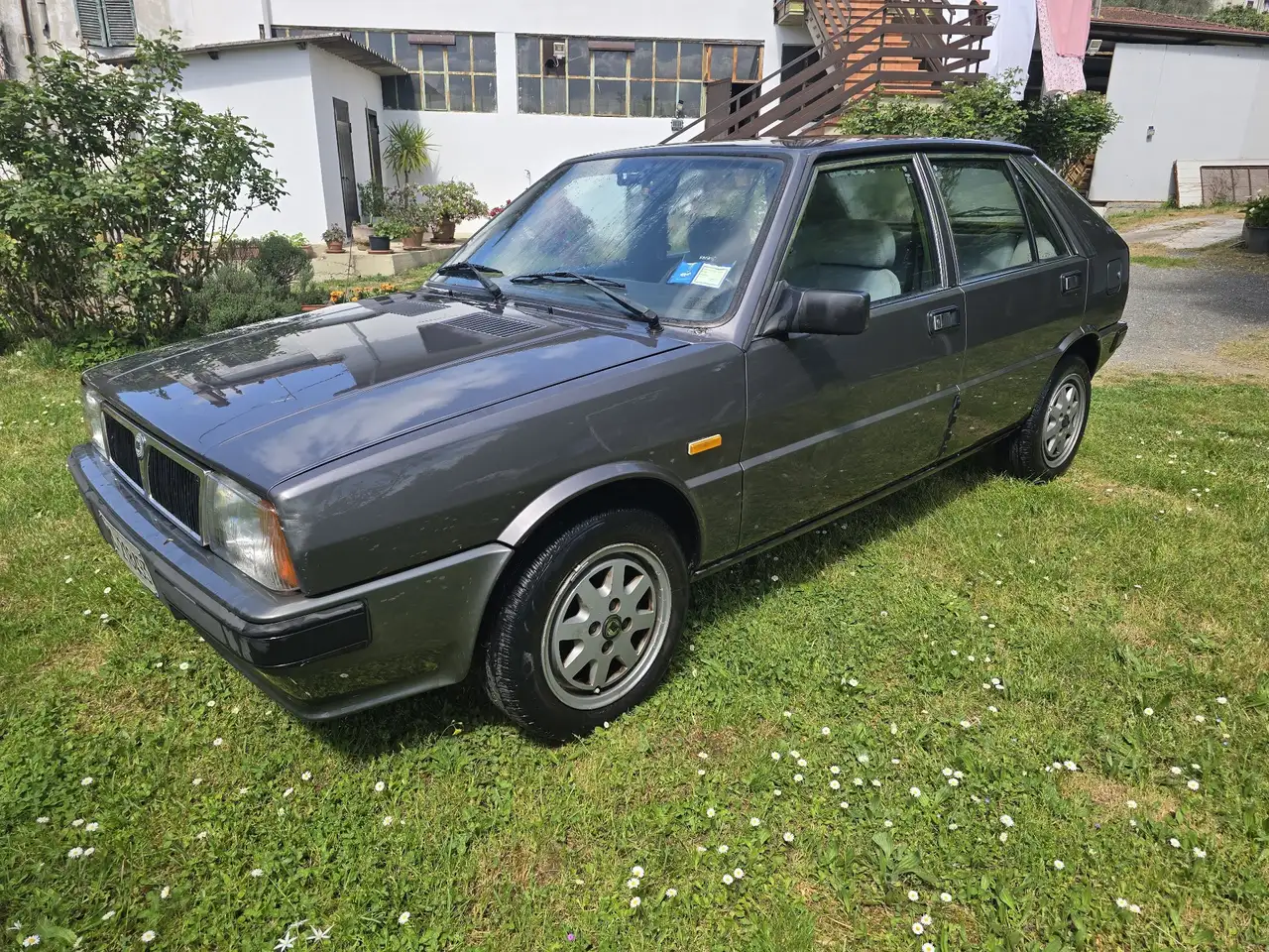 Lancia Delta 1.3 RST LX 5m, foto 8
