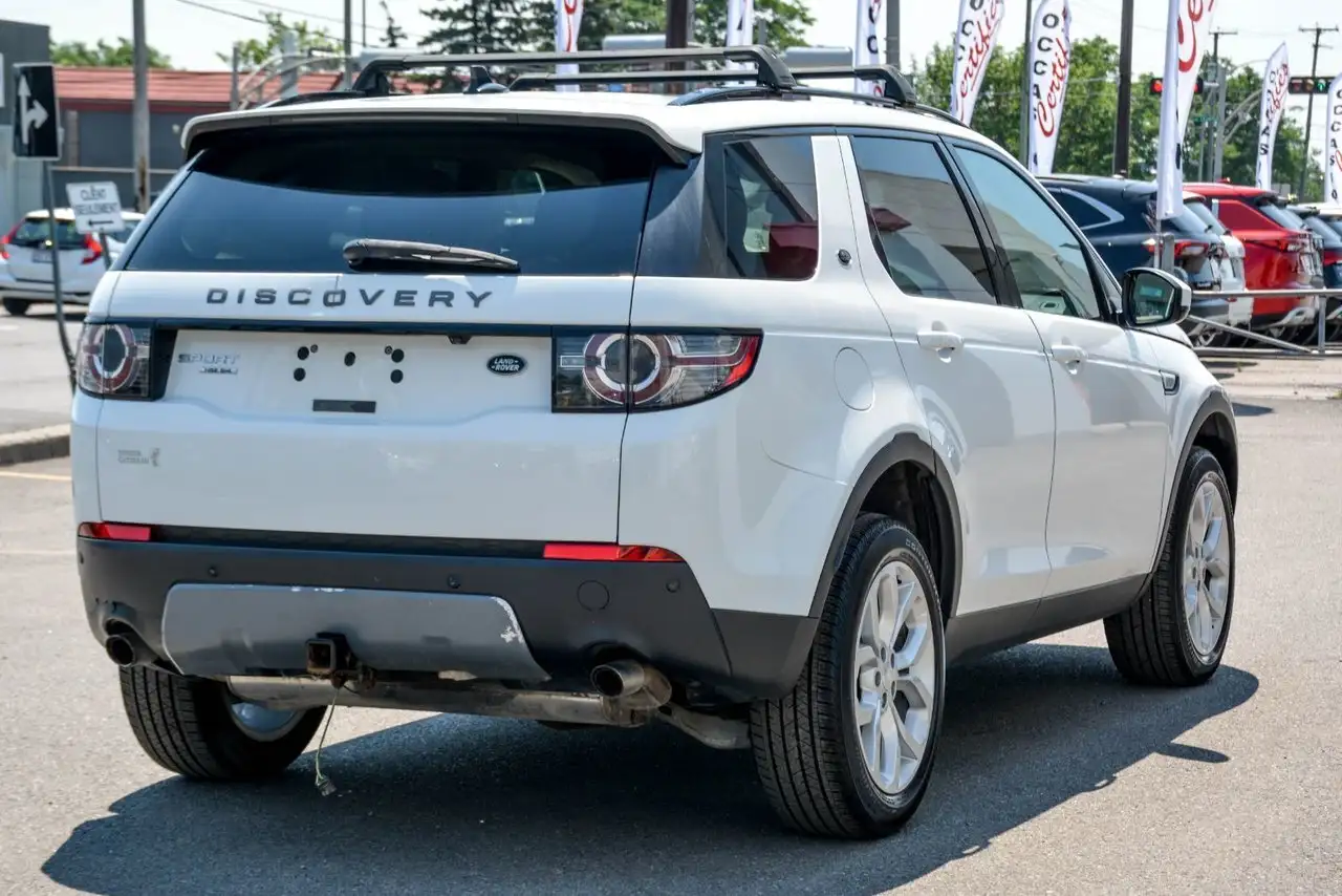 Land Rover Discovery Sport photo Land Rover Discovery Sport