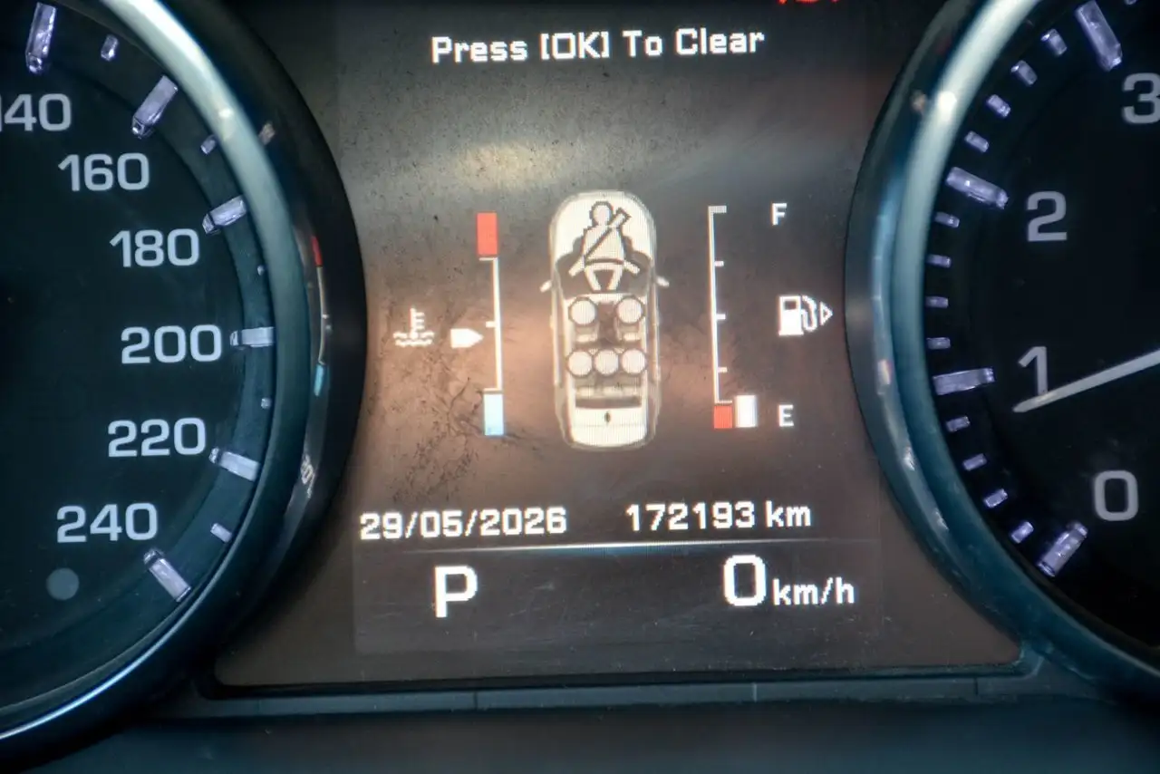 Land Rover Discovery Sport photo Land Rover Discovery Sport