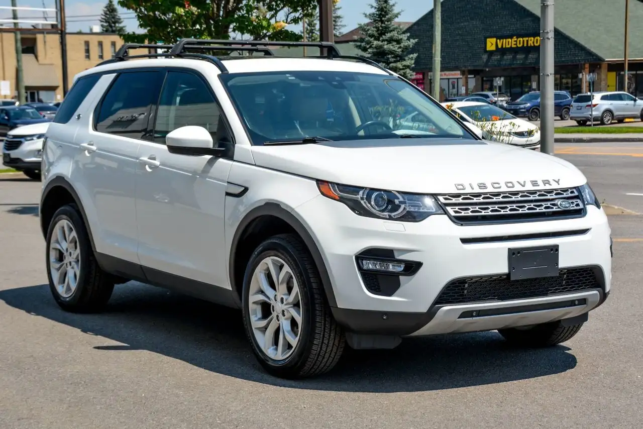 Land Rover Discovery Sport photo Land Rover Discovery Sport