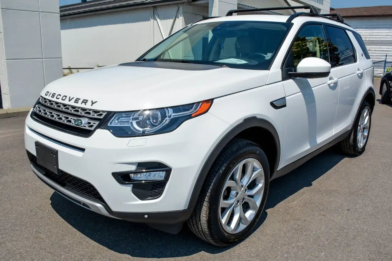 Land Rover Discovery Sport photo Land Rover Discovery Sport