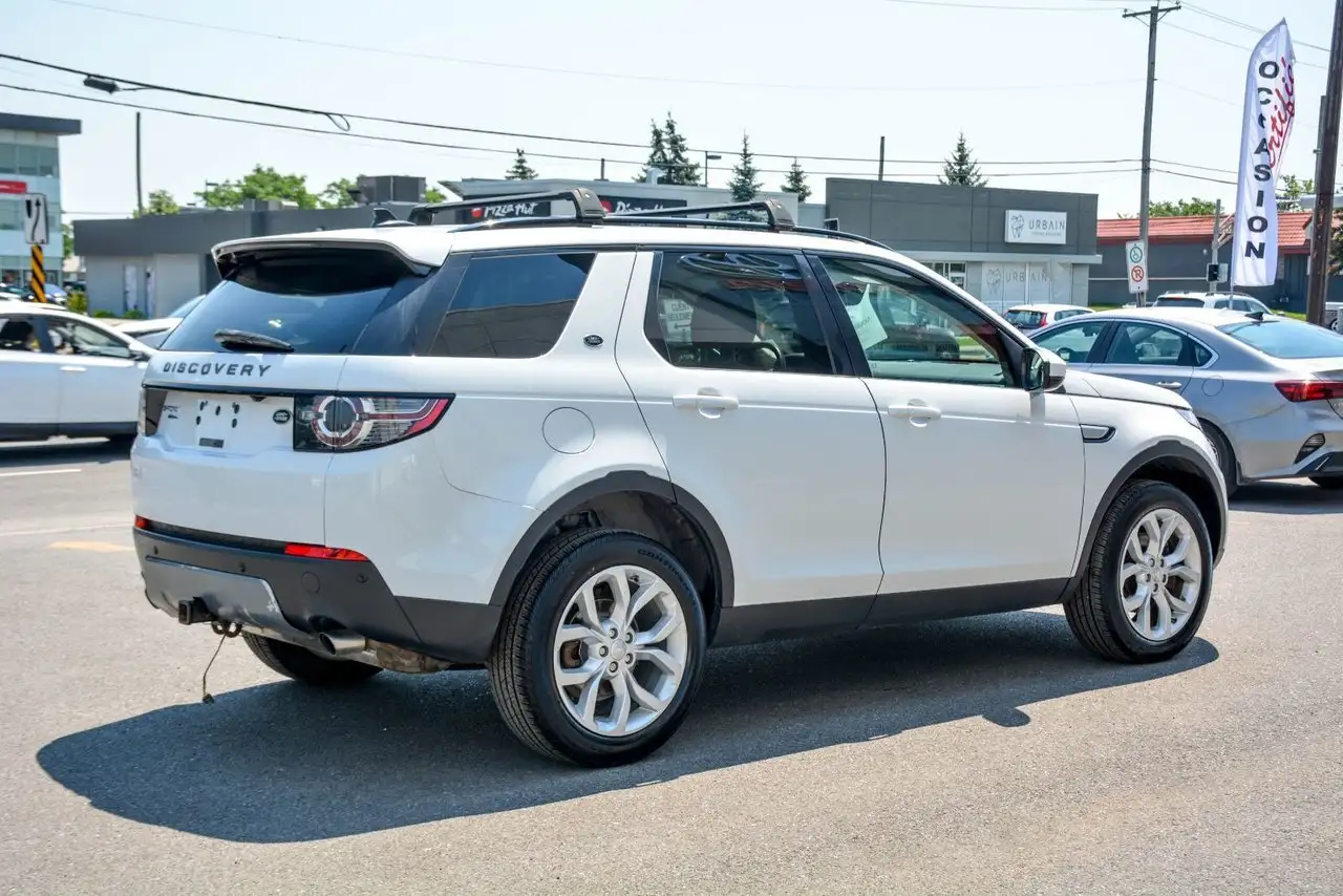 Land Rover Discovery Sport photo Land Rover Discovery Sport
