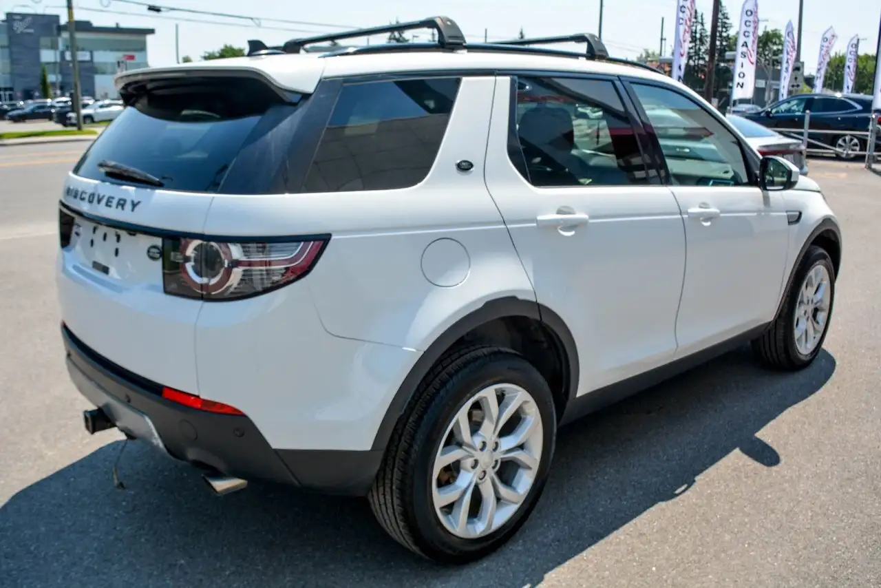 Land Rover Discovery Sport photo Land Rover Discovery Sport