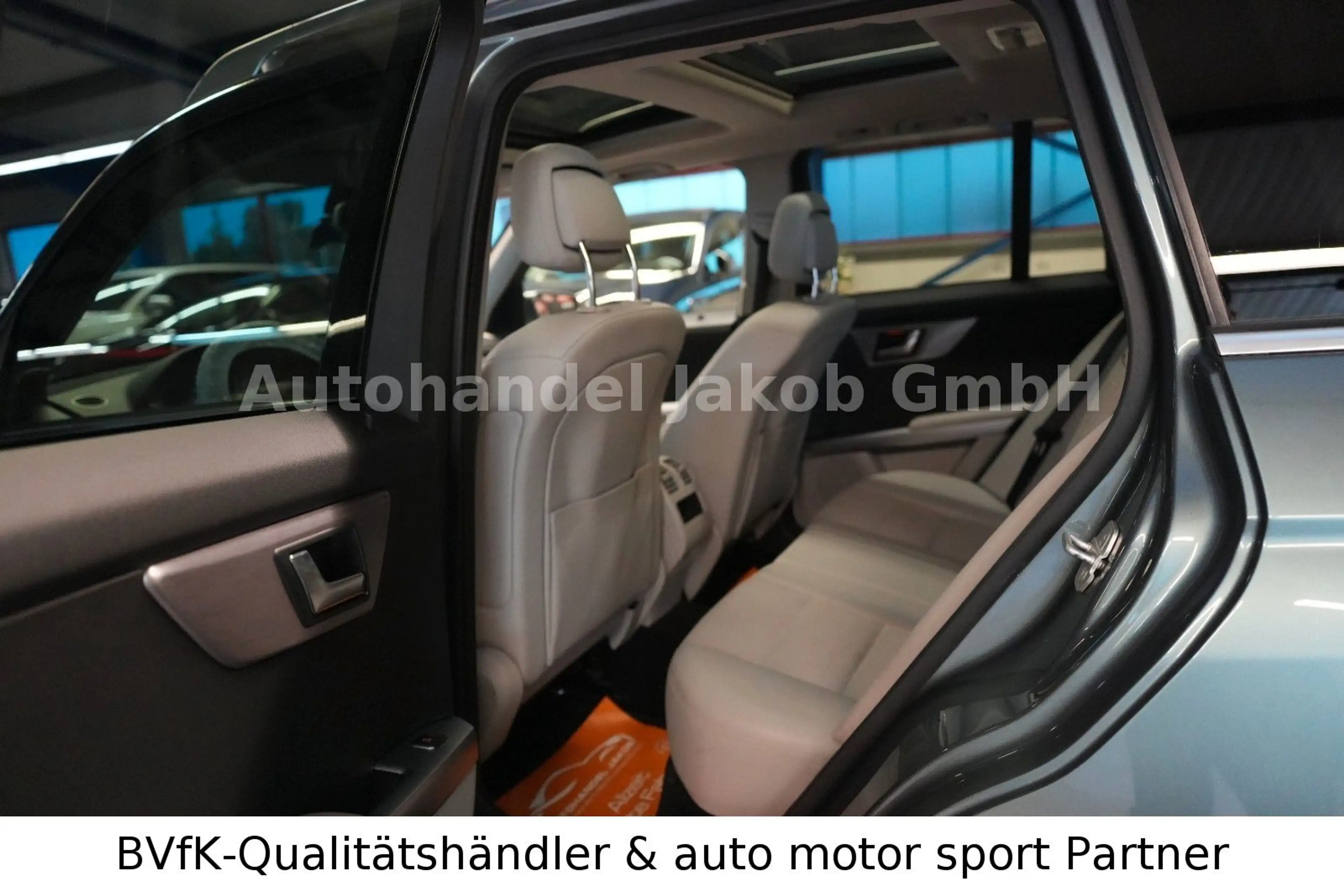 Mercedes-Benz GLK 350 GLK 4Matic | Pano | Harman Kardon | 24M Garantie — photo 12