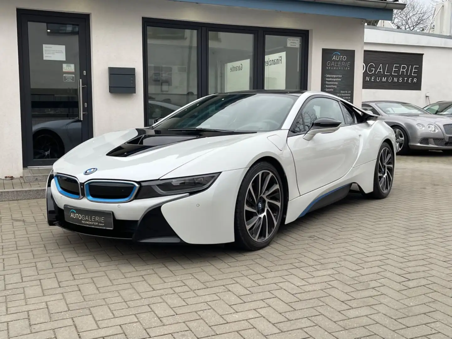 BMW i8 BMW i8 Coupe Pure Impulse°LED°VC°Kamera°HUD°H&K° Blanco - 1