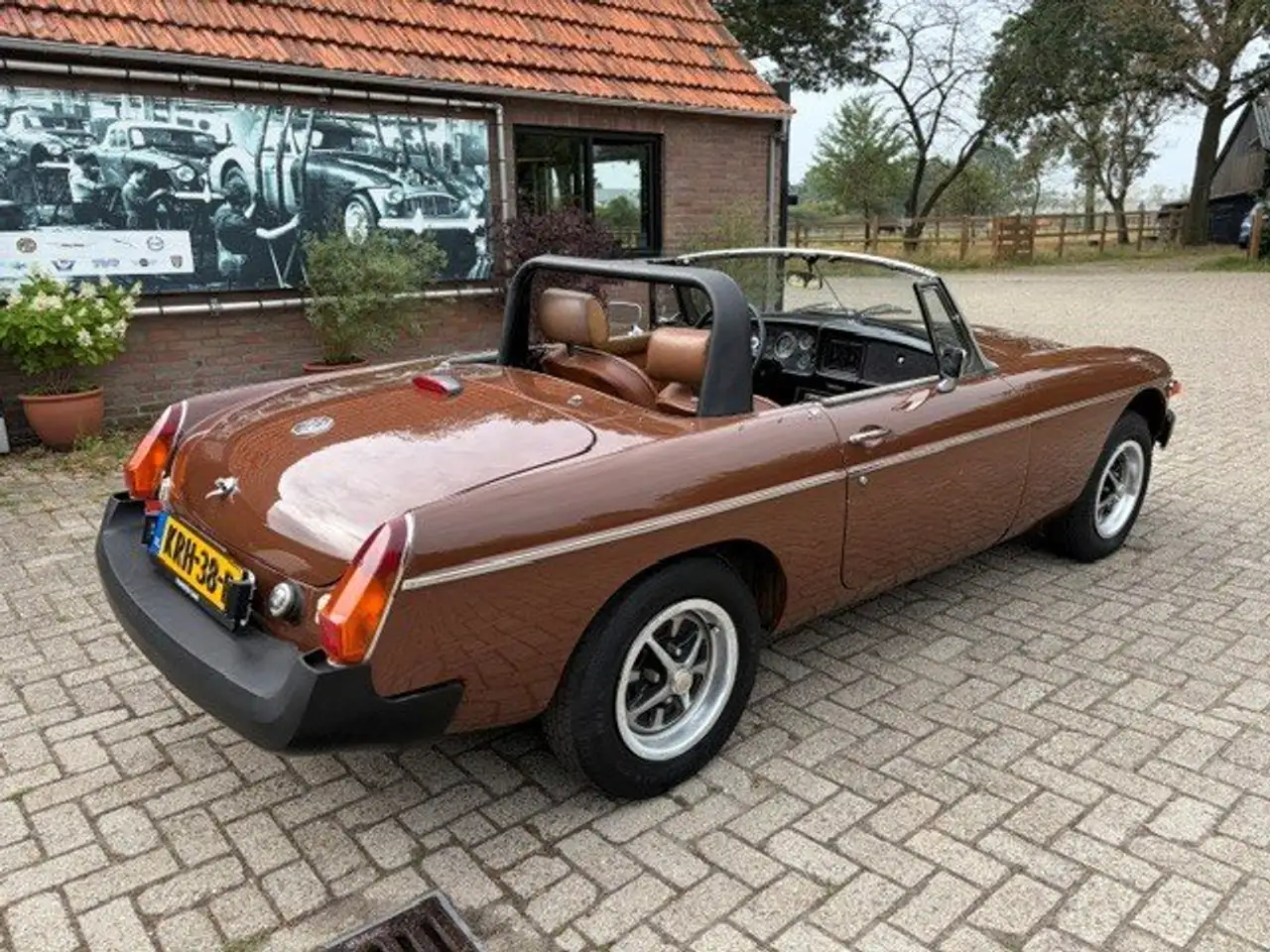 MG MGB Roadster Russet Brown, foto 11