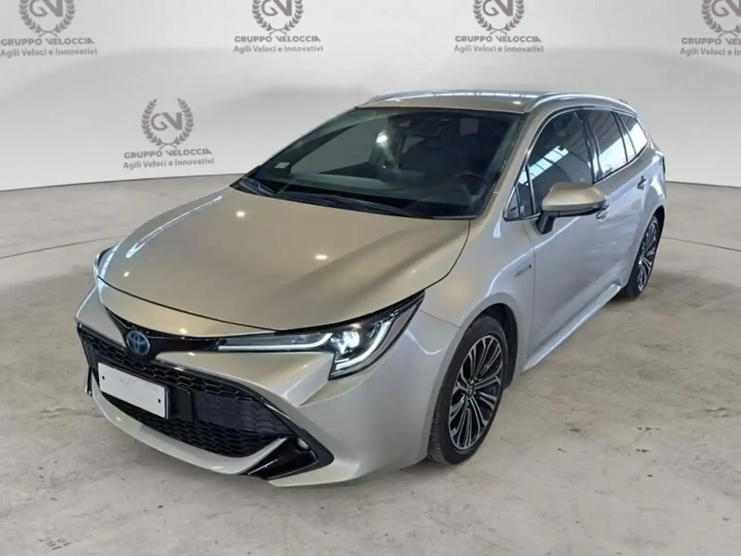 Toyota Corolla Touring Sports 2.0 Hybrid MoreBusiness Ezüst - 1