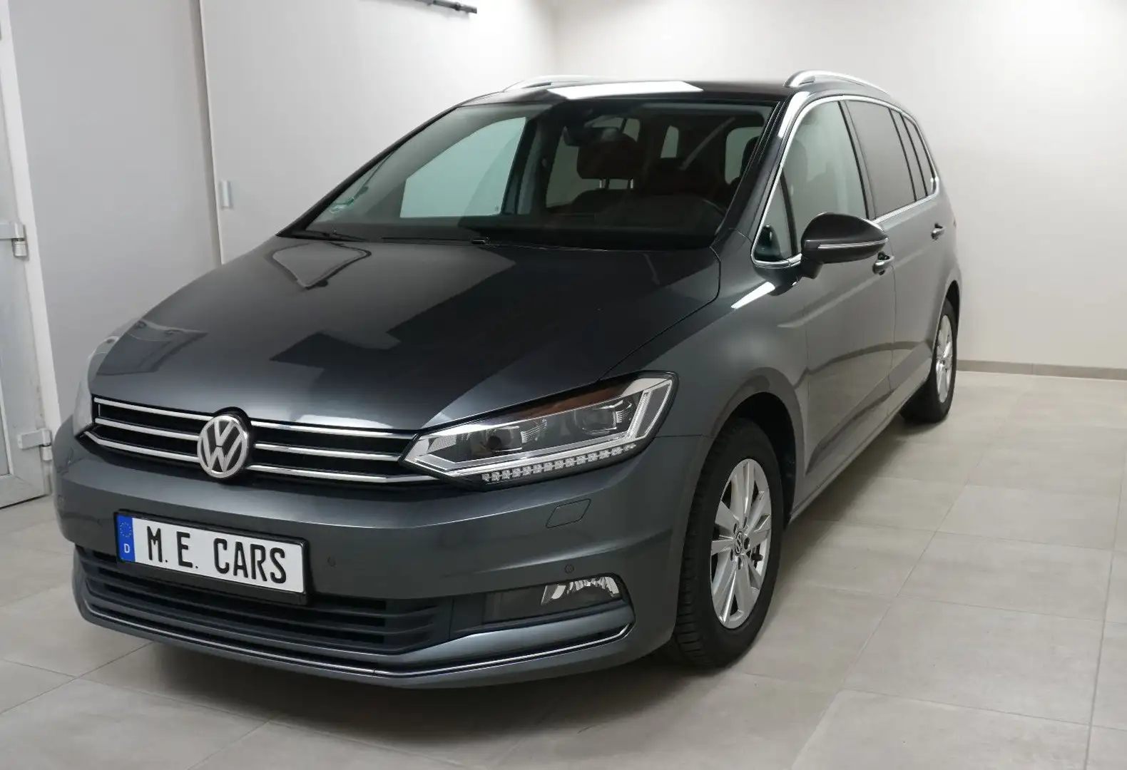 Volkswagen Touran Highline ACC Totwinkel Standheizung Gris - 1
