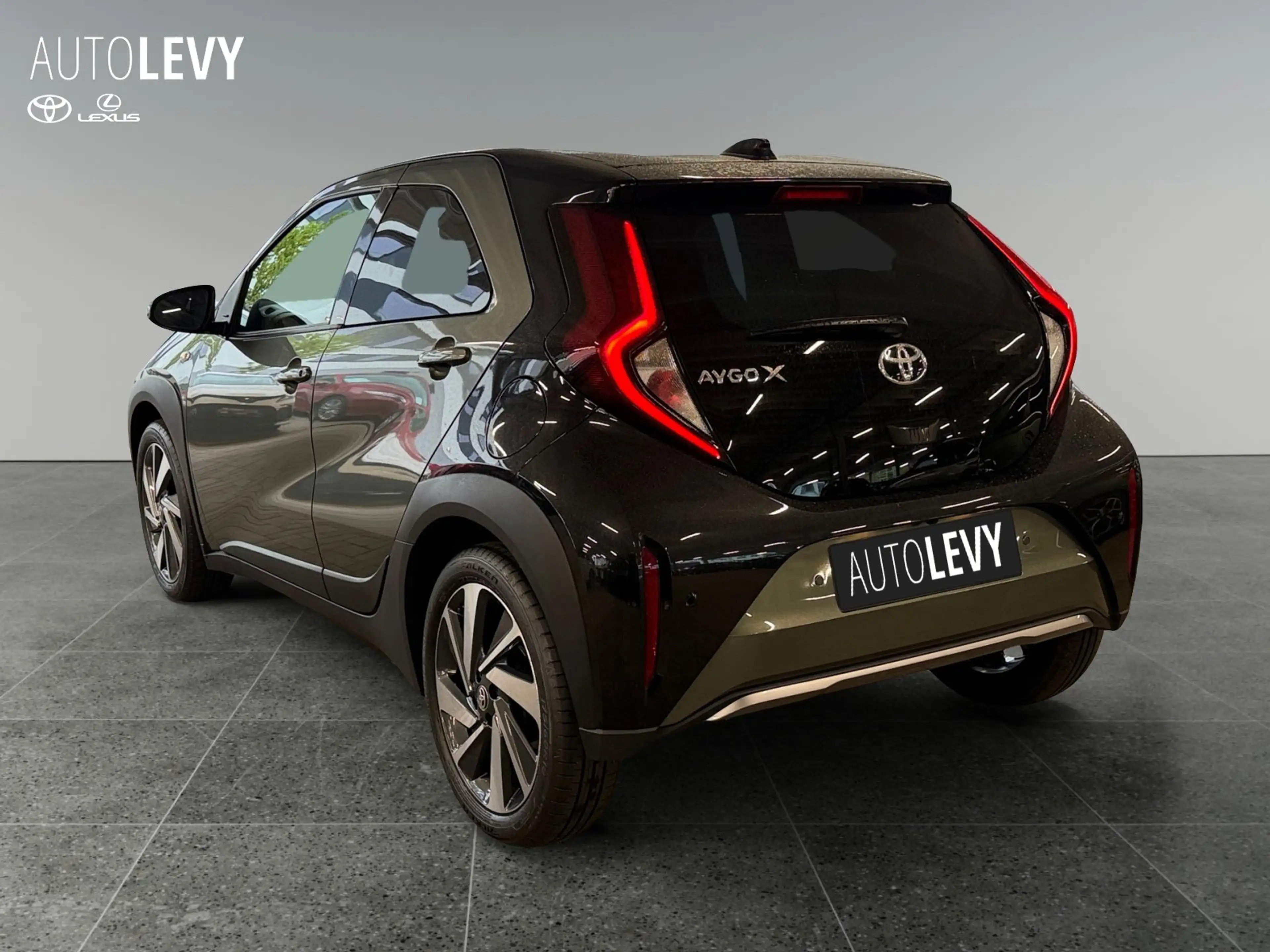 Toyota Aygo X 1.0 Automatik +LED+SHZ+Kamera+CarPlay+PDC+ — photo 4