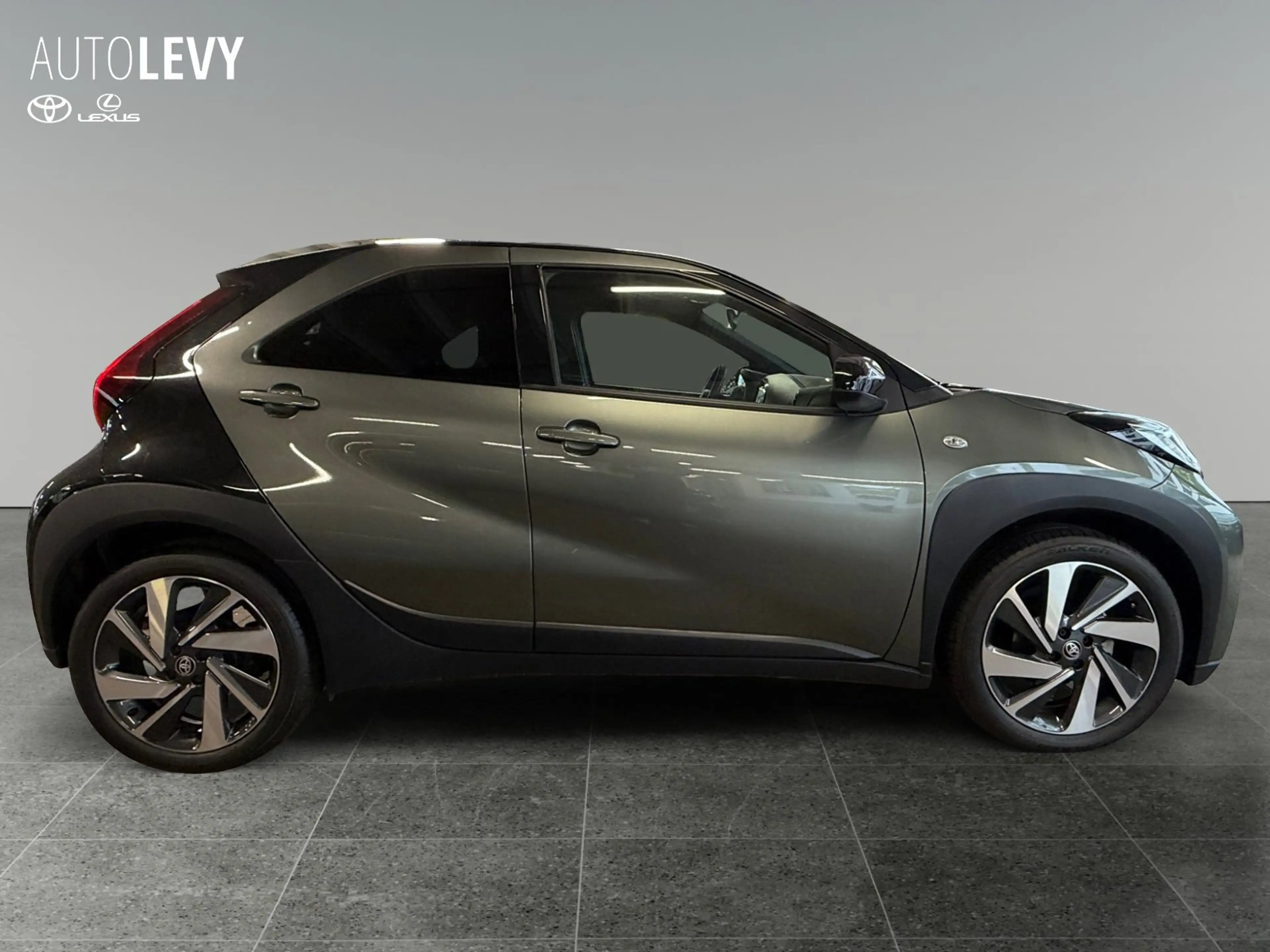 Toyota Aygo X 1.0 Automatik +LED+SHZ+Kamera+CarPlay+PDC+ — photo 7