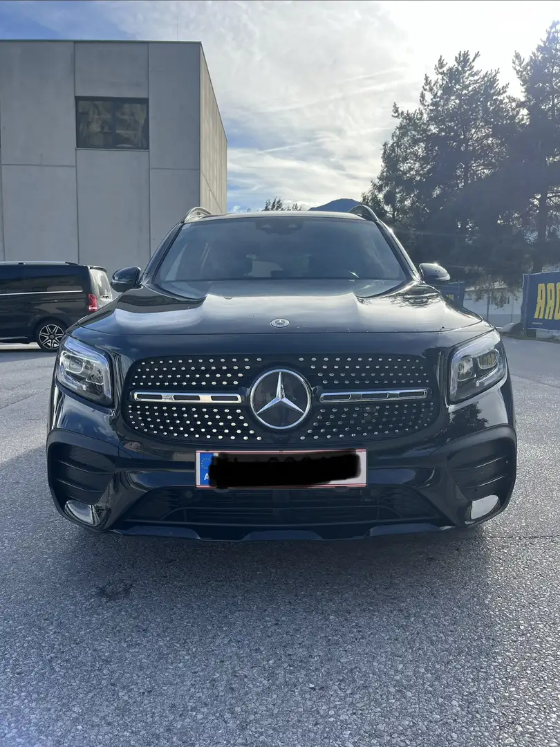 Mercedes-Benz GLB 200 d 4MATIC Aut. AMG-Line - 2