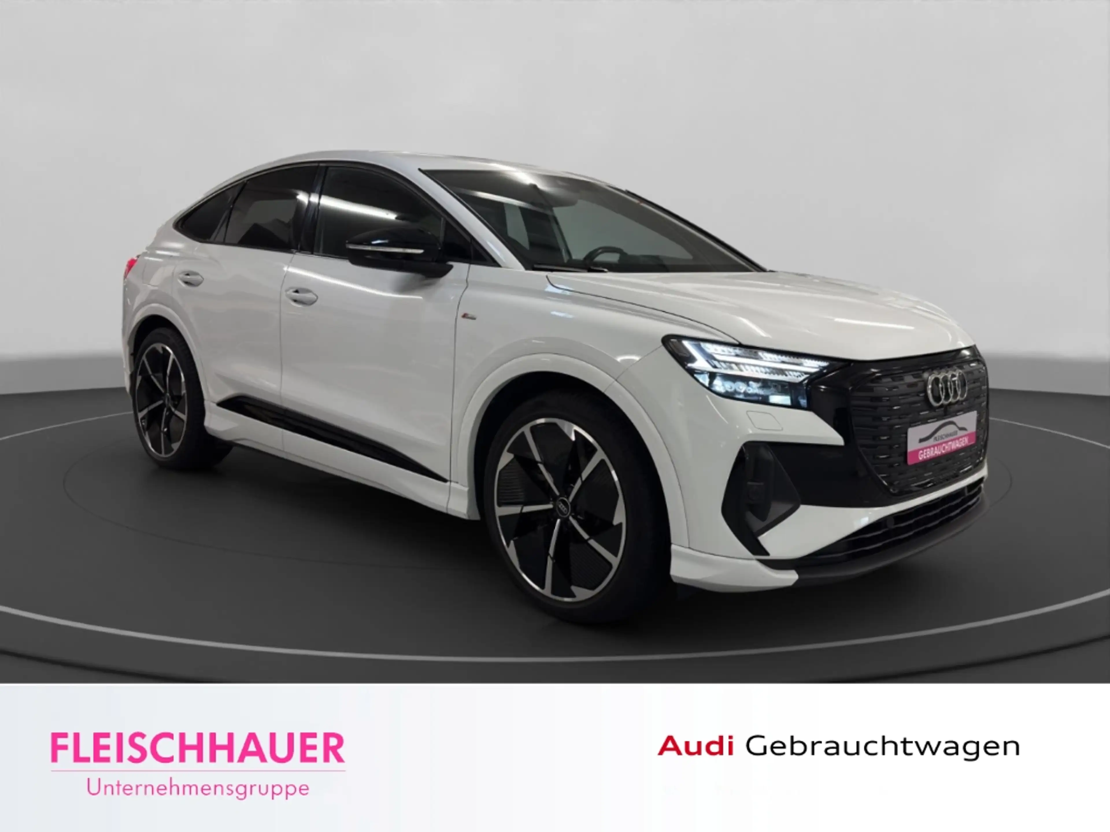 Audi Q4 e-tron e-tron Sportback 40 S-Line+Matrix+AHK+Pano+21''+AC — photo 9