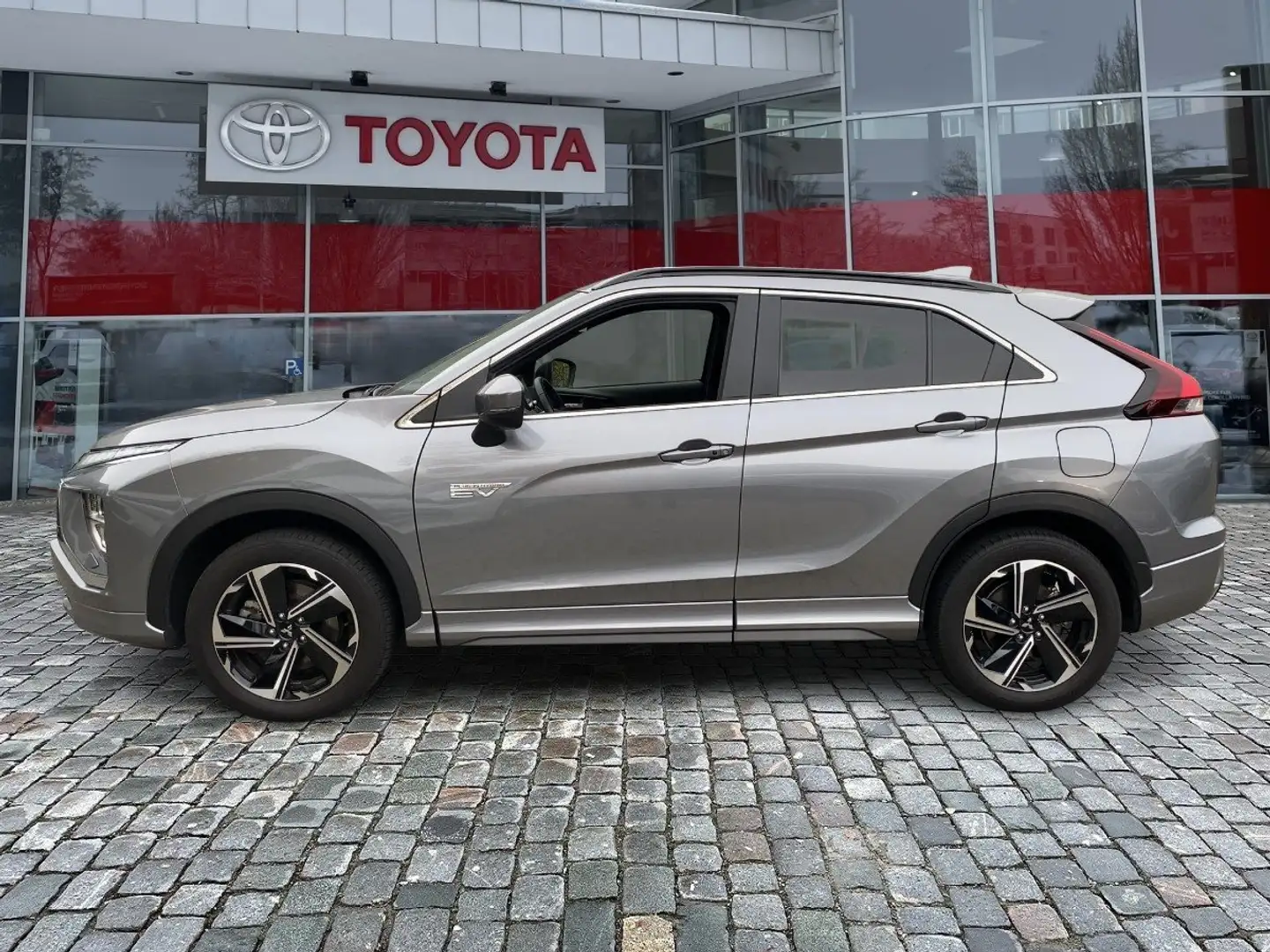 Mitsubishi Eclipse Cross 2.4 PHEV wenig KM* Top Gewartet Grijs - 2