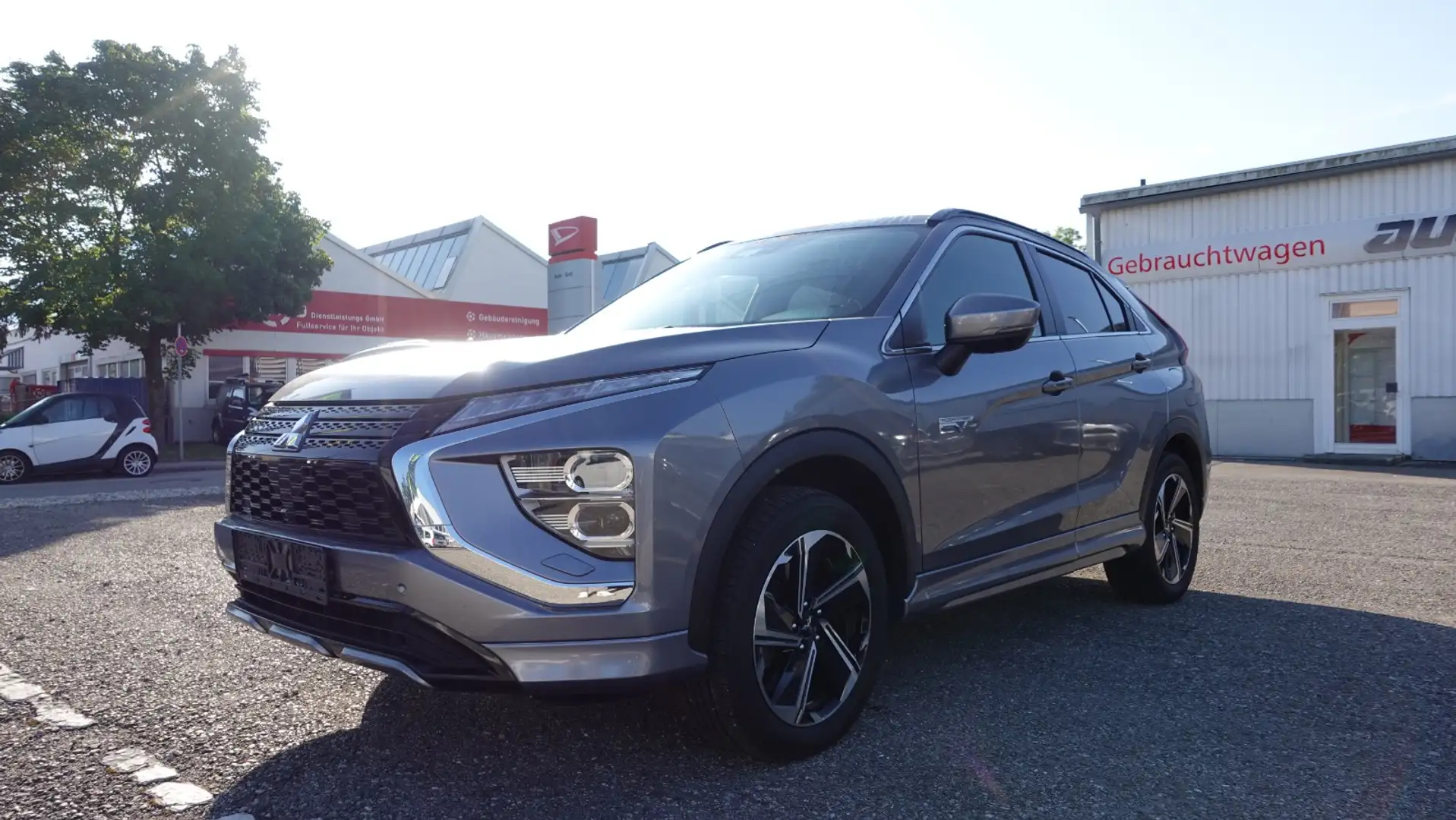Mitsubishi Eclipse Cross 2.4 PHEV wenig KM* Top Gewartet Grau - 1