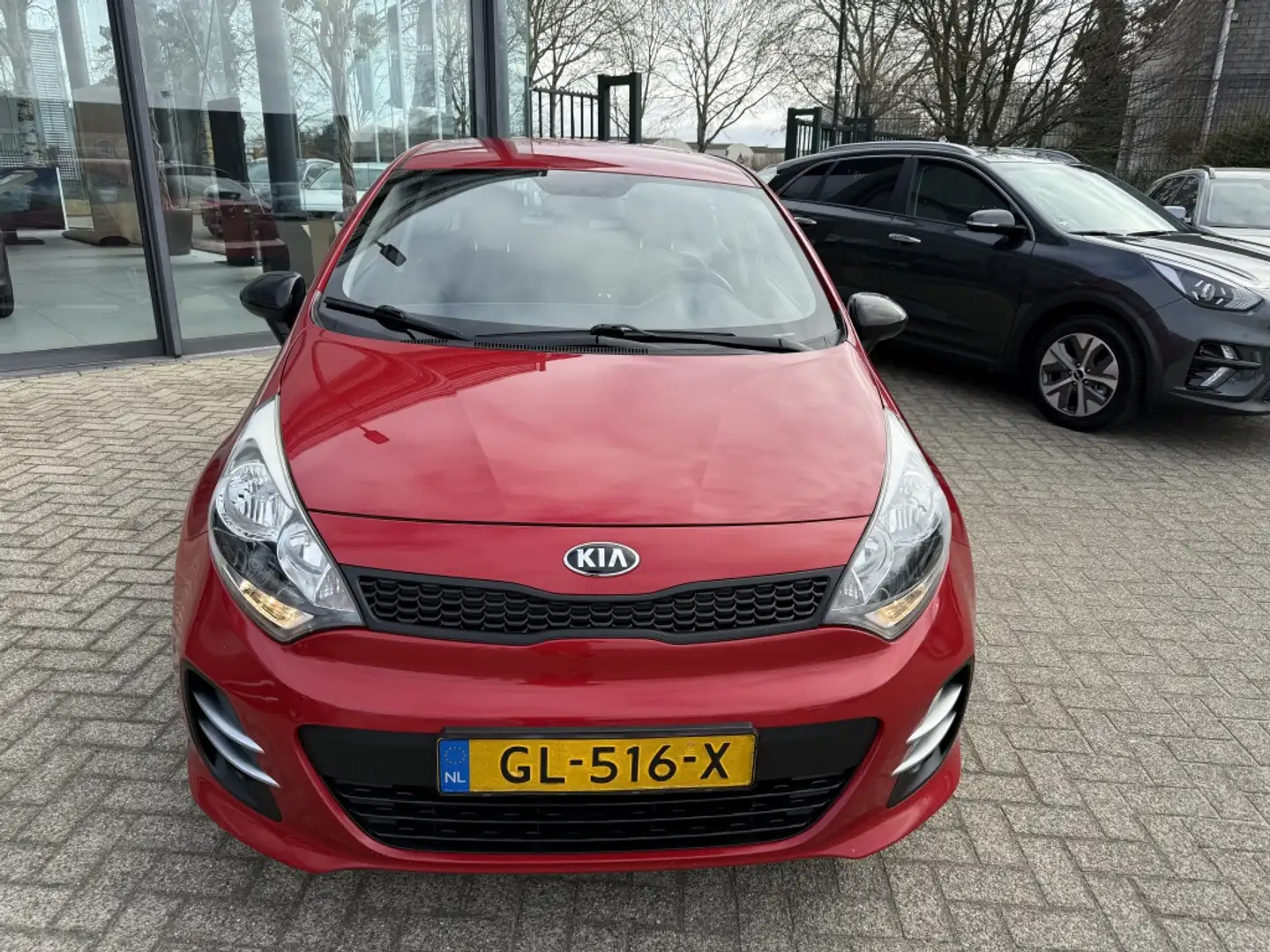 Kia Rio 1.2 CVVT ComfortPlusLine. Rood - 2